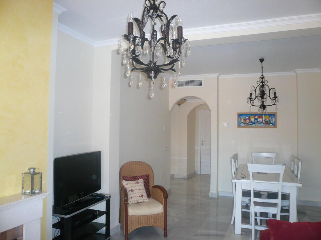 Hacienda Del Sol
